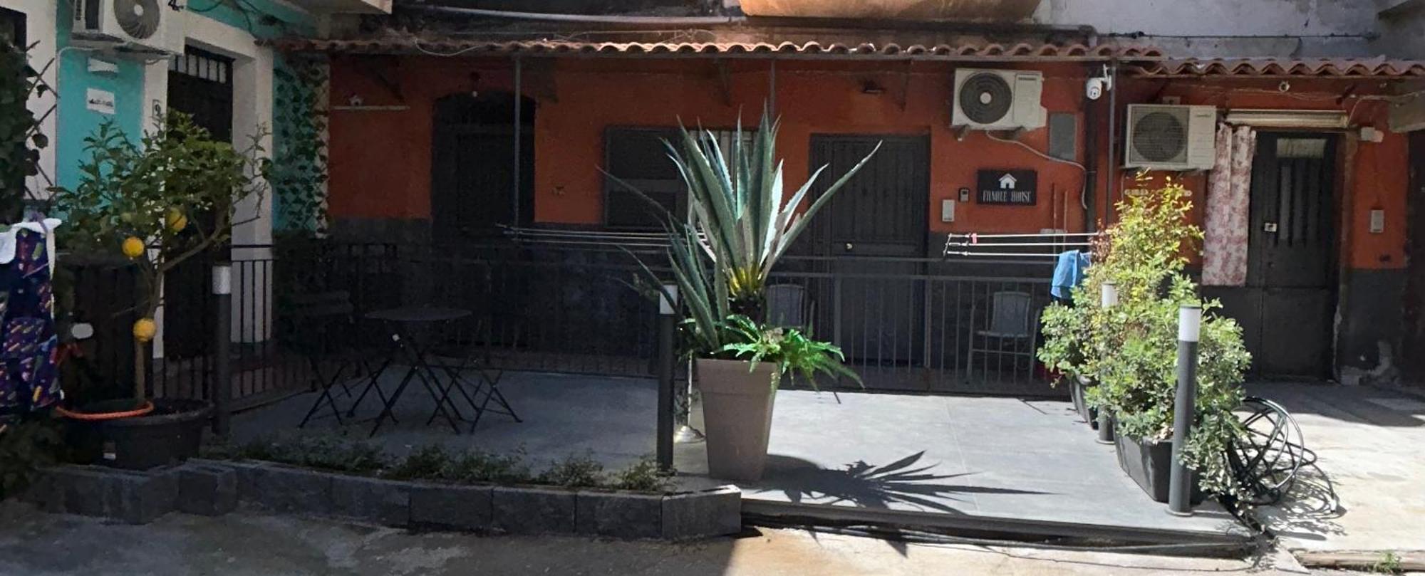 Appartamento Fanale House *