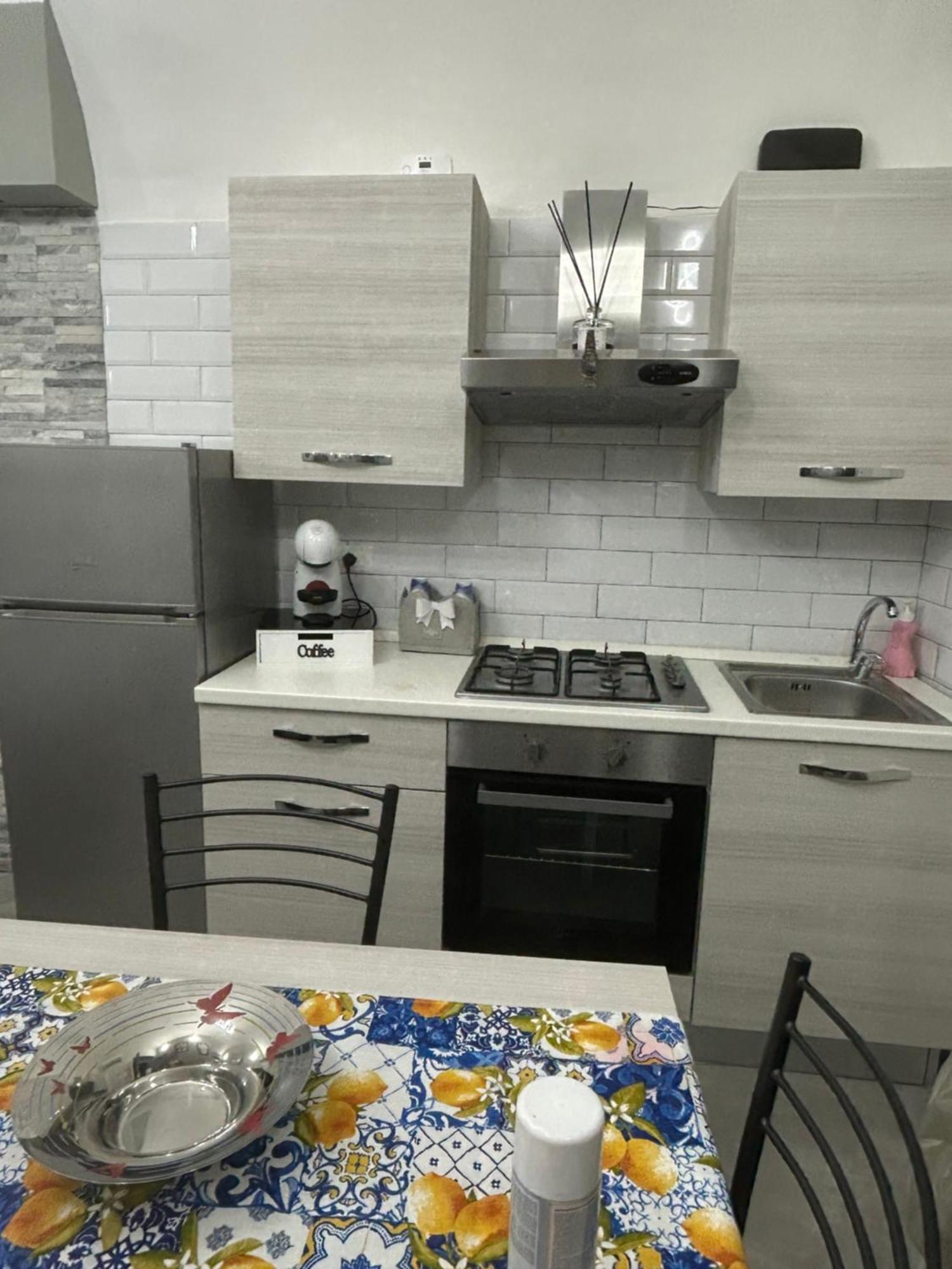 Fanale House * Catania